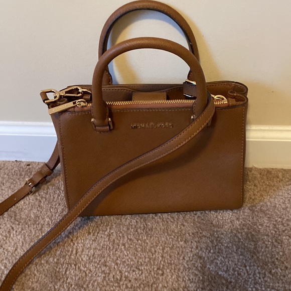 Michael Kors small tan satchel - Picture 2 of 5